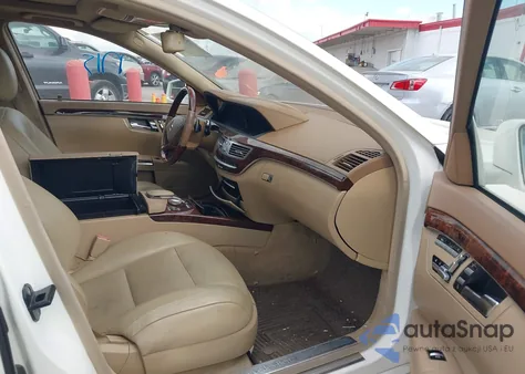 2013 Mercedes-Benz S 550 4Matic из США, поврежденный, VIN WDDNG9EB9DA513592